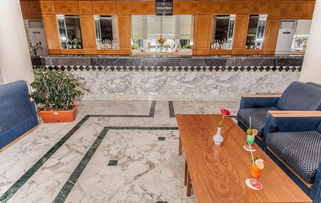 هتل المرادی کلاب سلیما حمامت